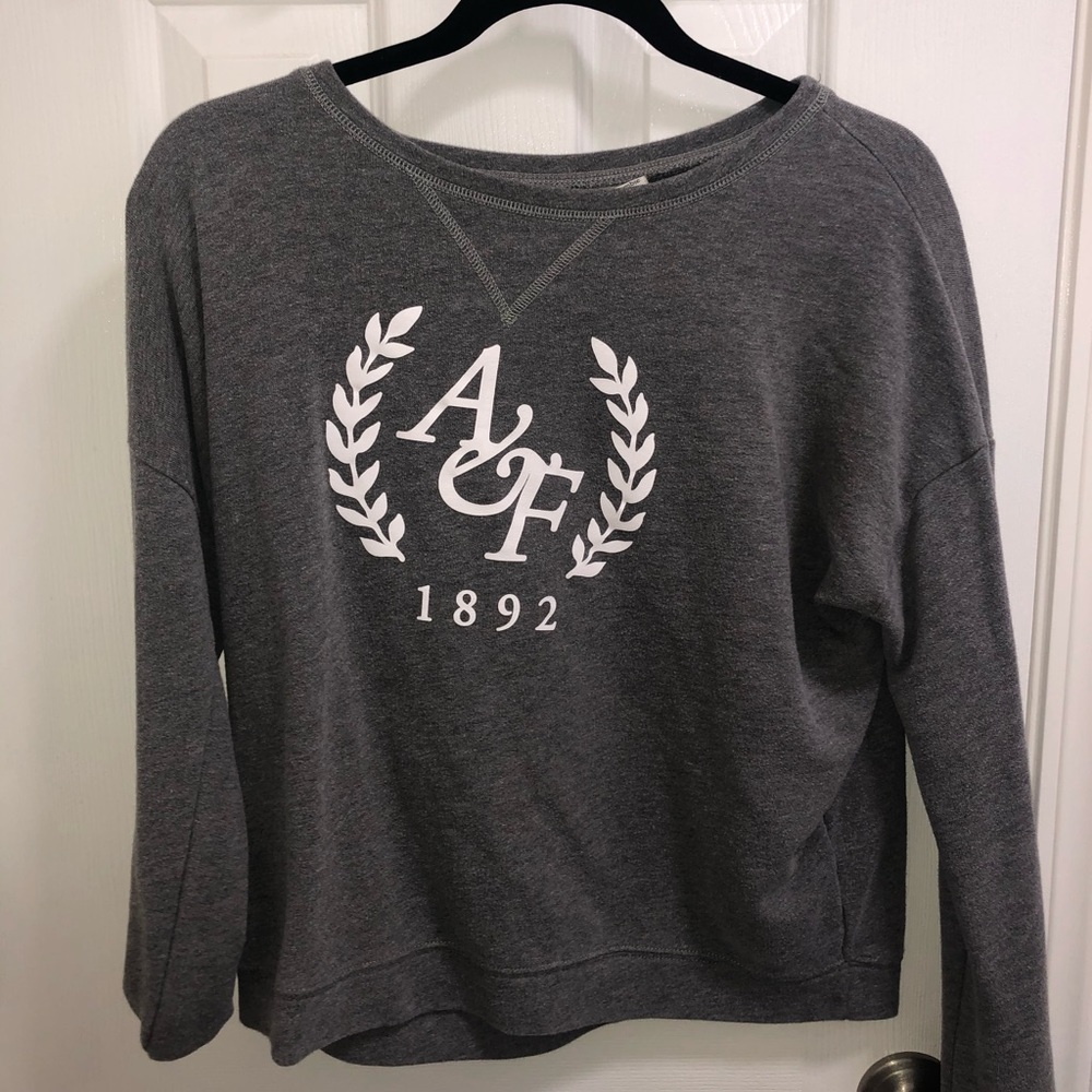 Abercrombie and Fitch gray sweater